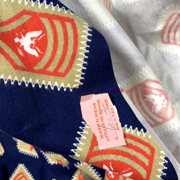 Rare Vintage Eagle Coat Arms Fabric Remnant Scrap - Picture 4 of 5